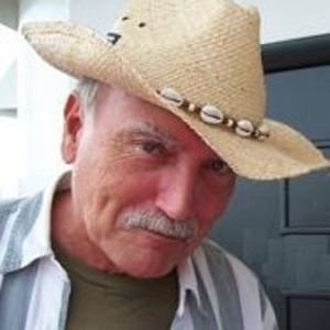 Meet your Posher, Lewis